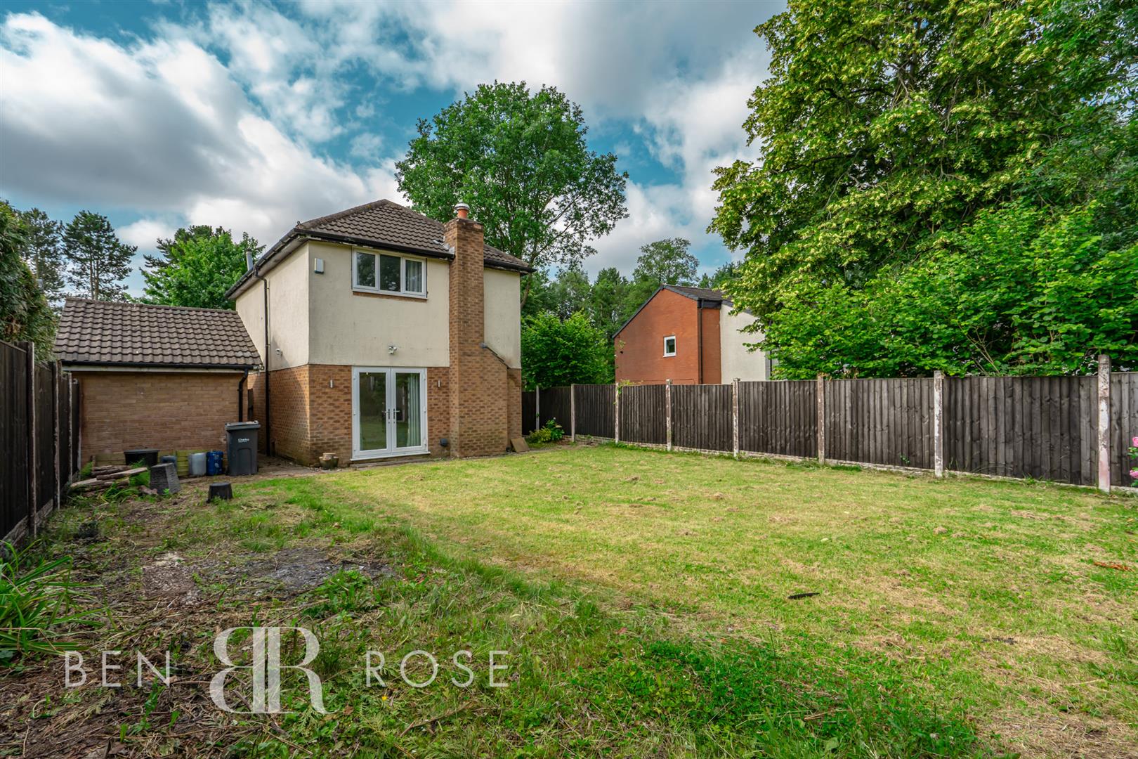Higher Meadow, Leyland